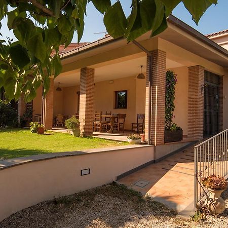B&B Corte Degli Struzzi Pescia Romana Dış mekan fotoğraf