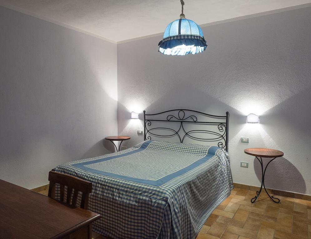 B&B Corte Degli Struzzi Pescia Romana Oda fotoğraf
