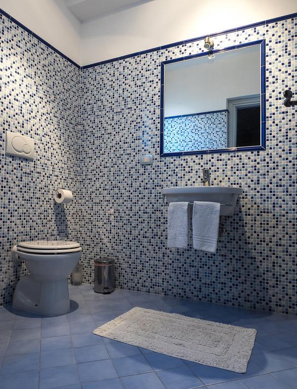 B&B Corte Degli Struzzi Pescia Romana Oda fotoğraf