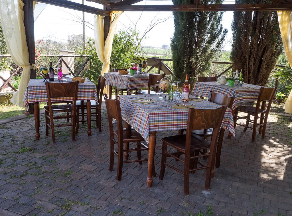 B&B Corte Degli Struzzi Pescia Romana Dış mekan fotoğraf